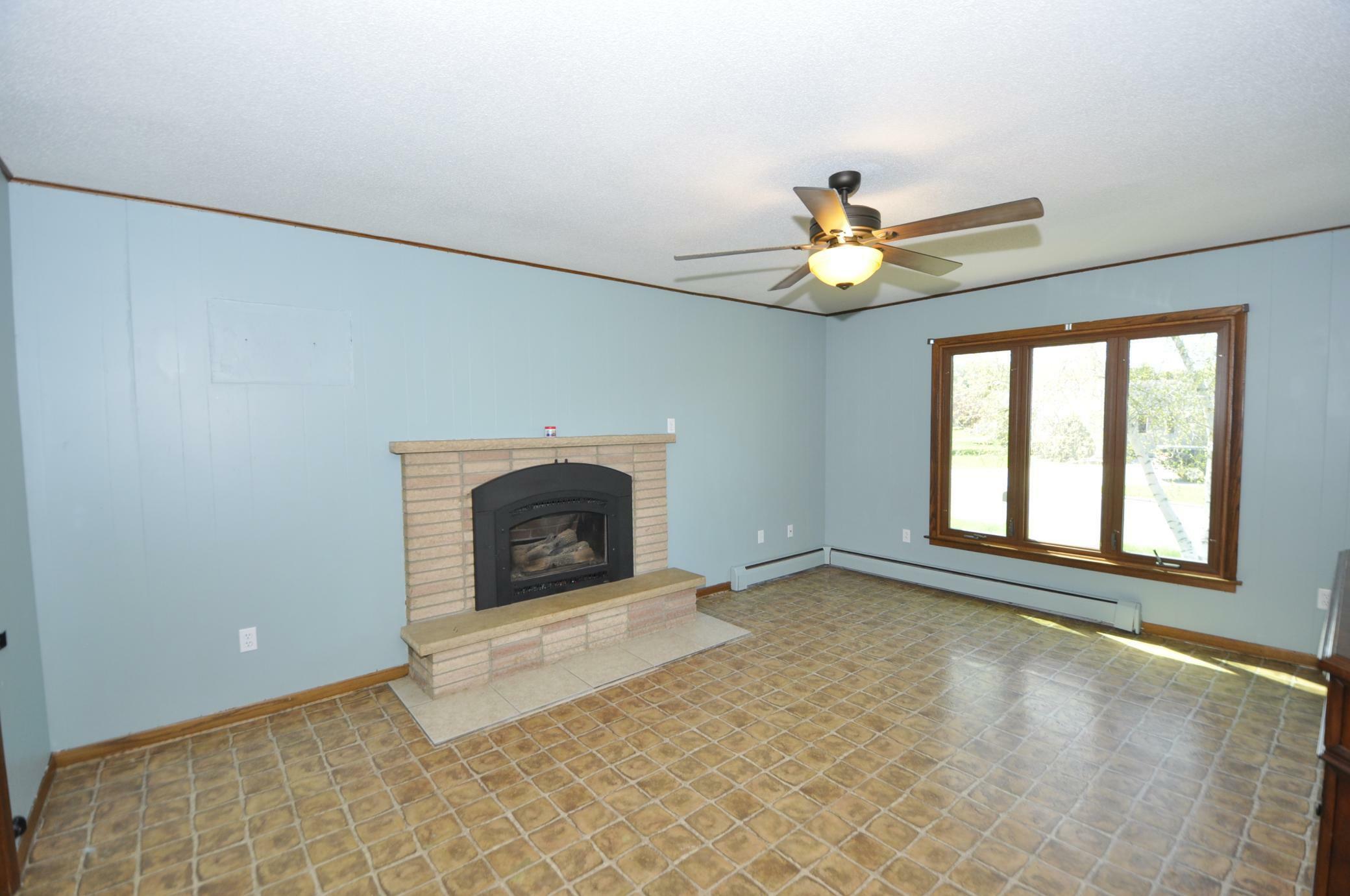 Property Photo: 669 E 14th Street MN 55972