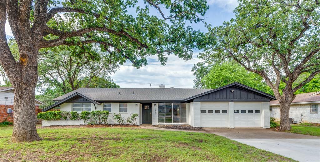 Property Photo: 7220 Ellis Road TX 76112
