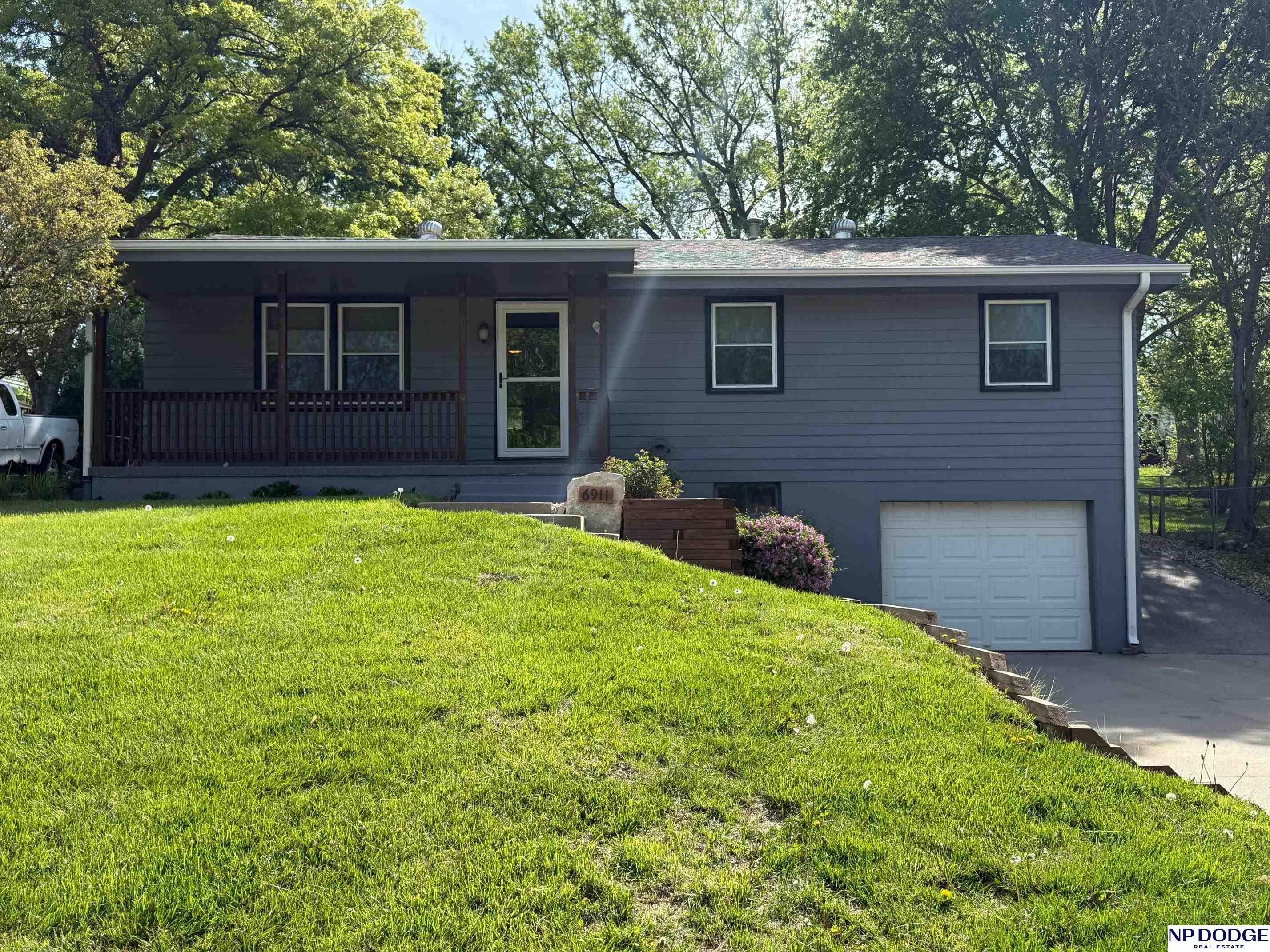 Property Photo: 6911 N 64th Street NE 68152