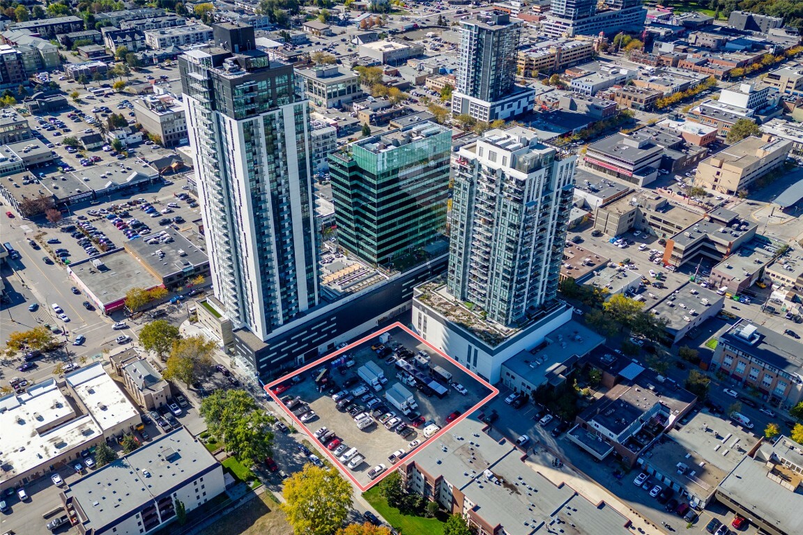 Property Photo: 1464-1476 Bertram Street BC V1Y 2G3