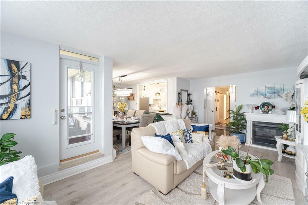 Property Photo: 551 The West Mall Road 1219 ON M9C 1G7