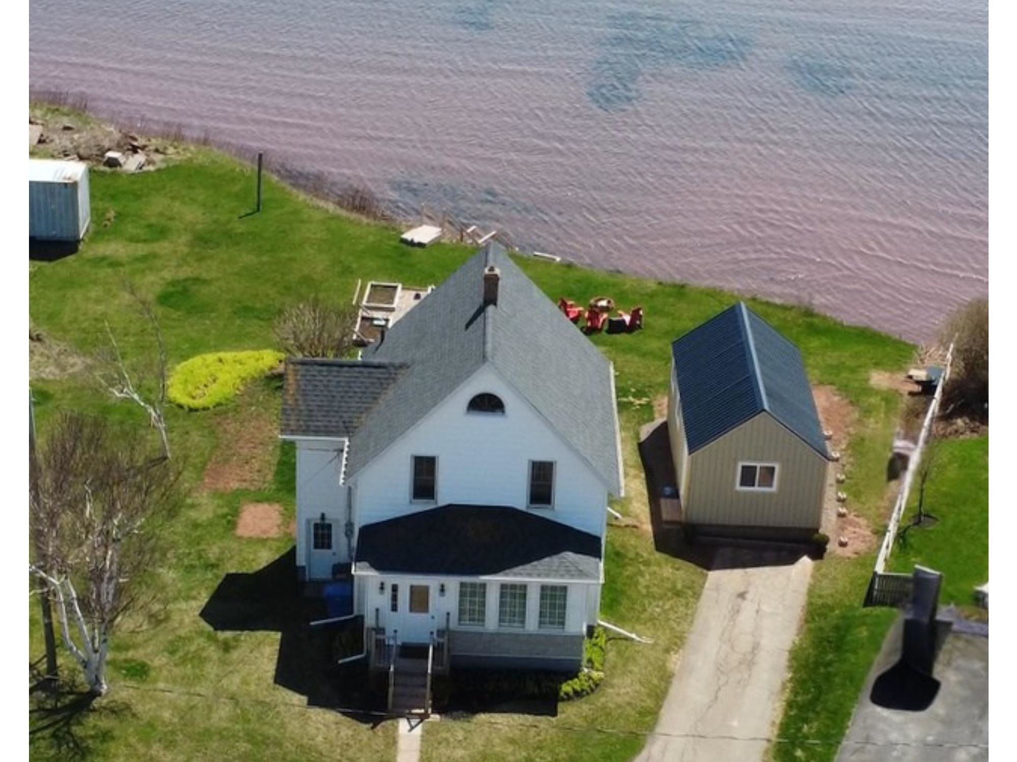 Property Photo: 178 Howatt Street PE C0B 1X0