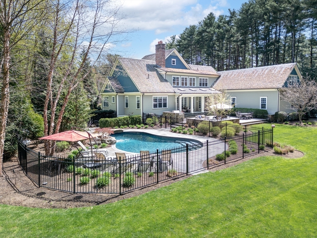 Property Photo: 211 South St MA 02035