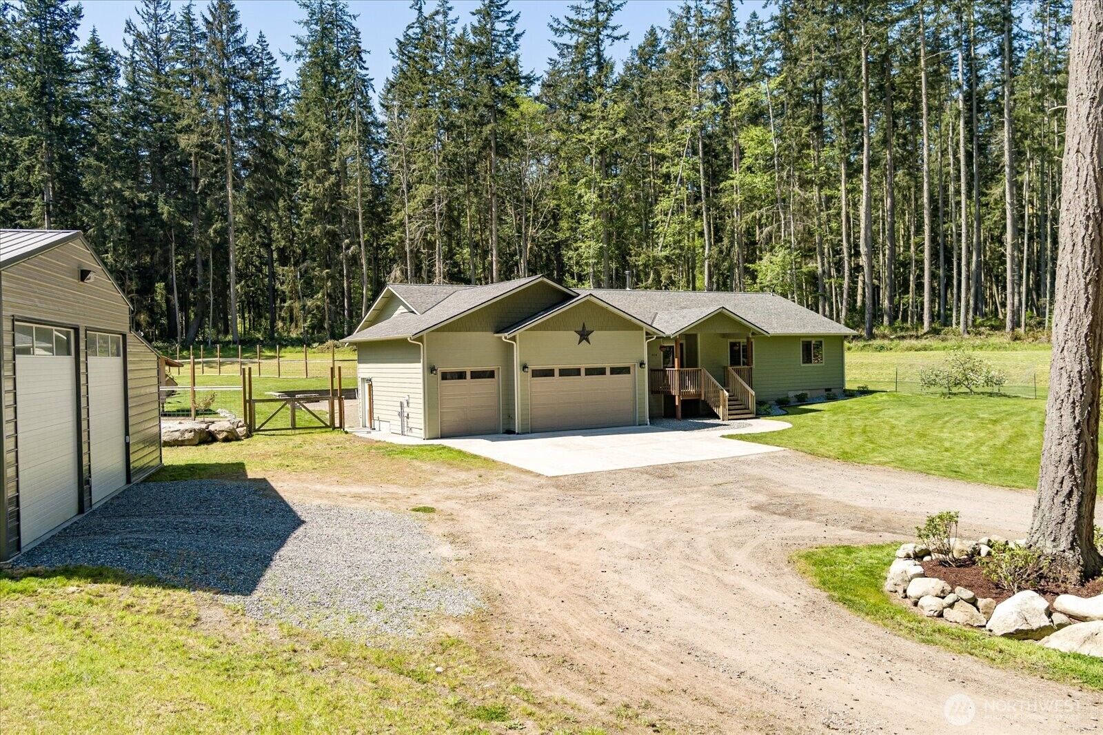 Property Photo: 914 Race Road WA 98239