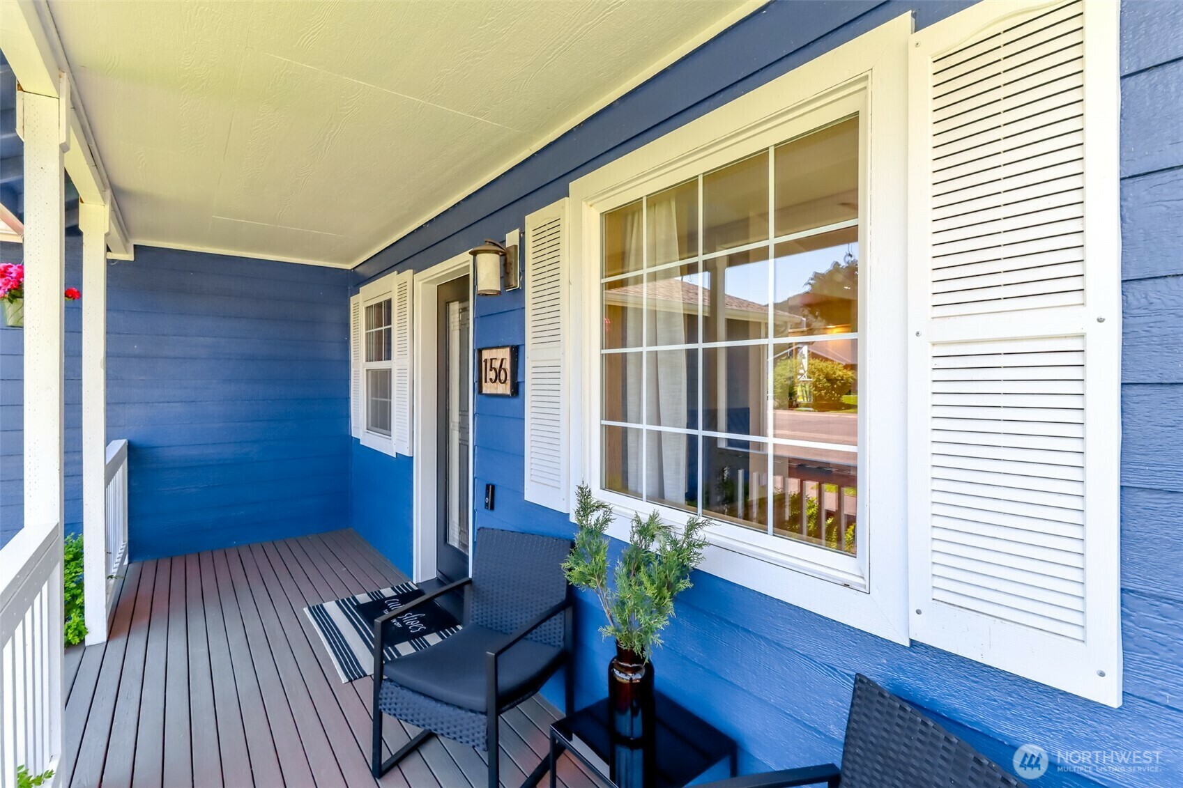 Property Photo: 156 Baumgartner Place N WA 98328