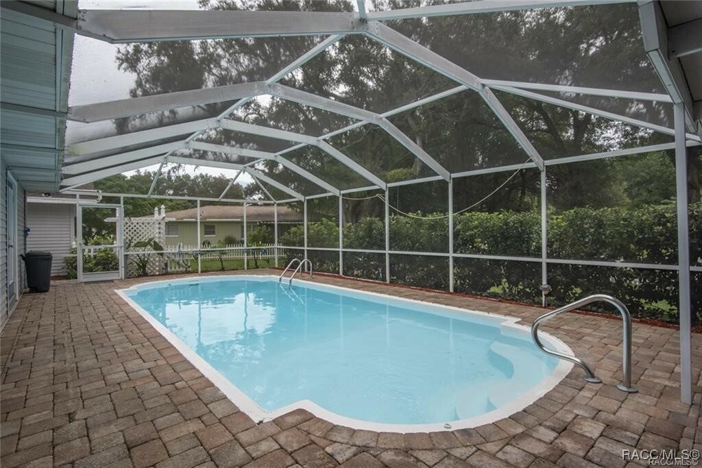 Property Photo: 6233 W Pinedale Circle FL 34429