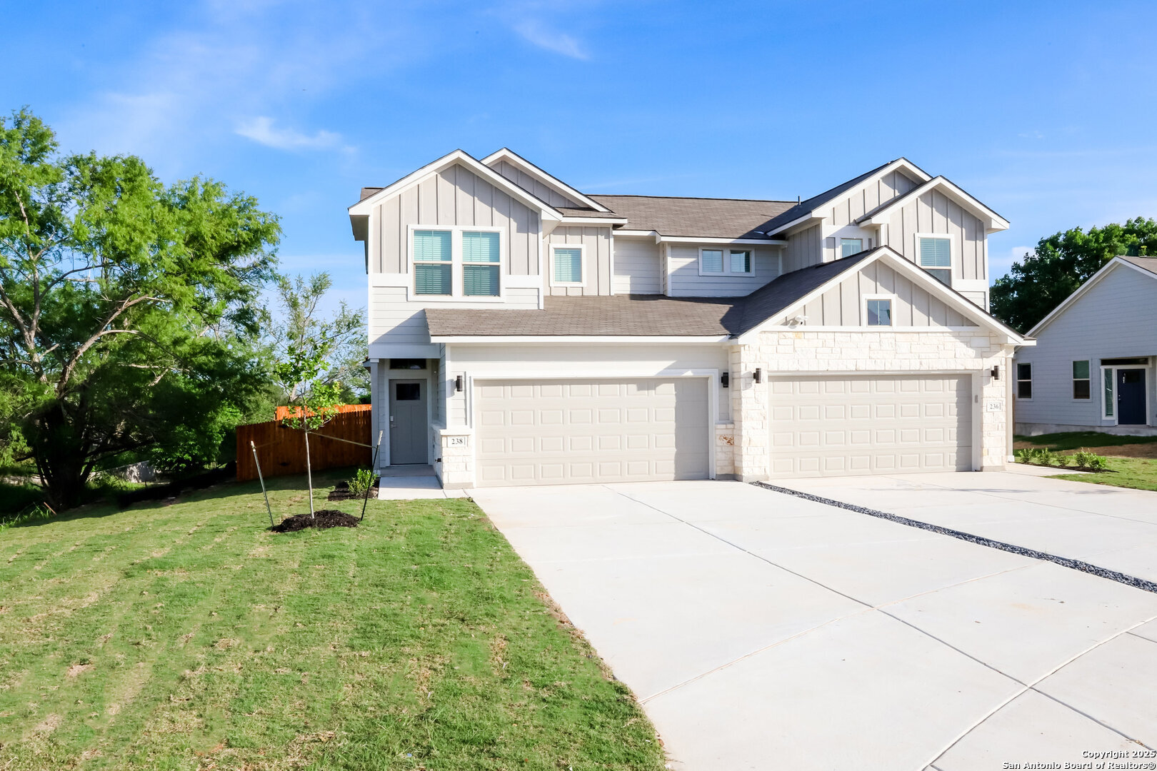 Property Photo:  236/238 Joseph Cir  TX 78108 