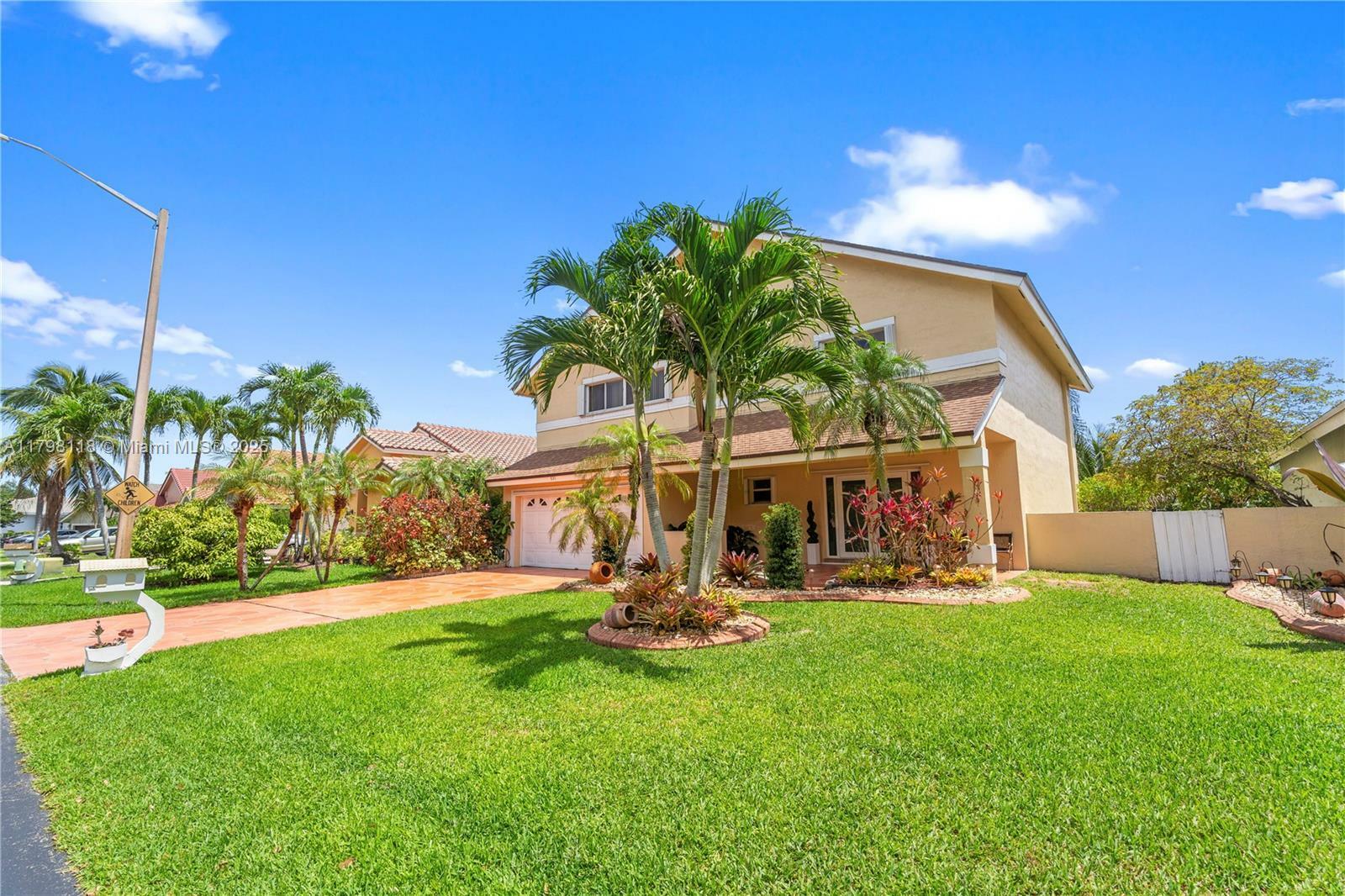 Property Photo: 631 NW 205th Ave FL 33029