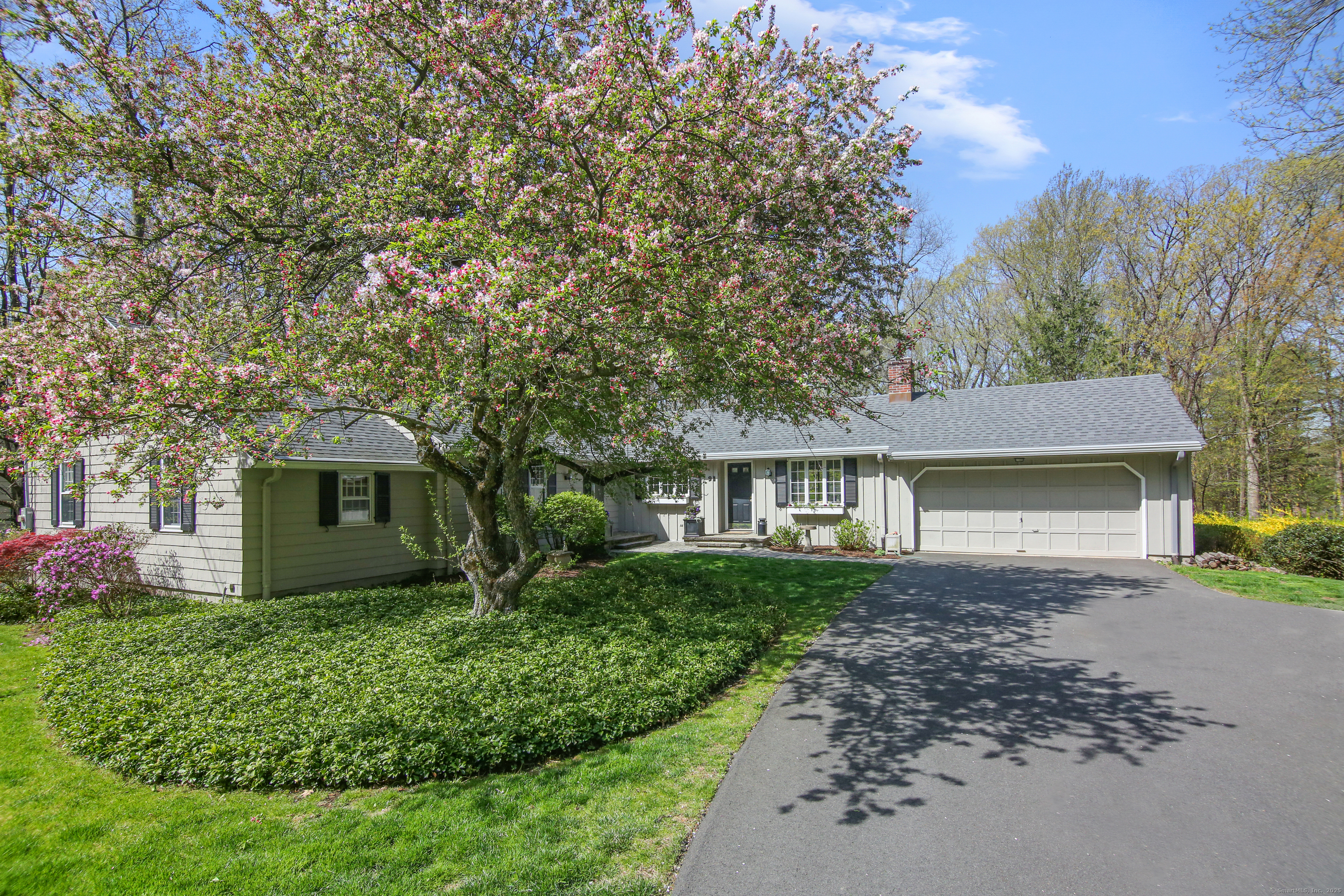 Property Photo: 91 Carriage Drive CT 06001
