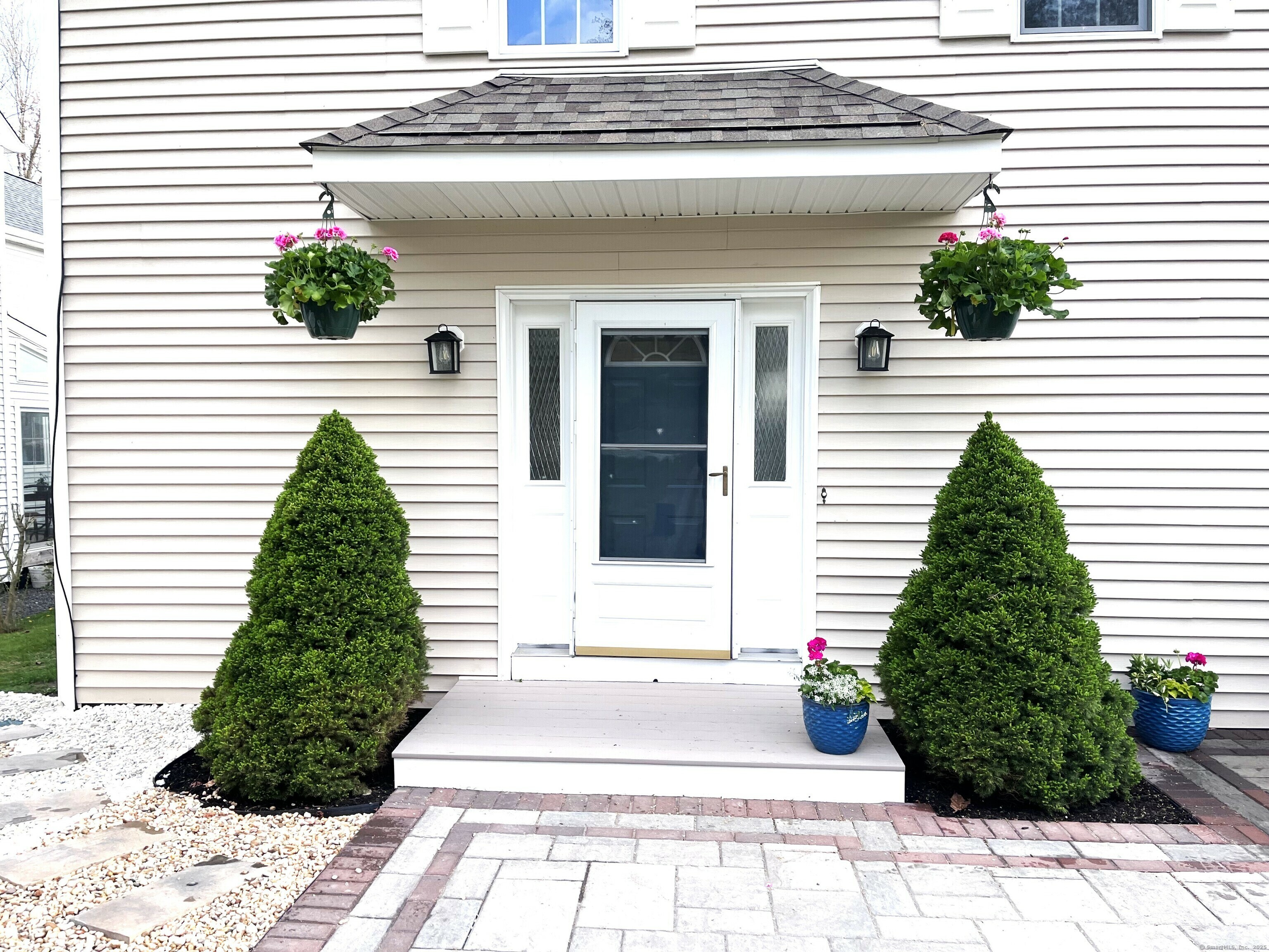Property Photo: 5 Marshall Road CT 06424