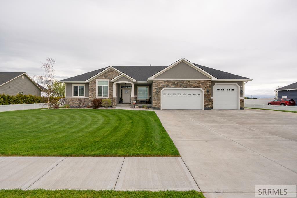 Property Photo: 10 N 3942 E ID 83442