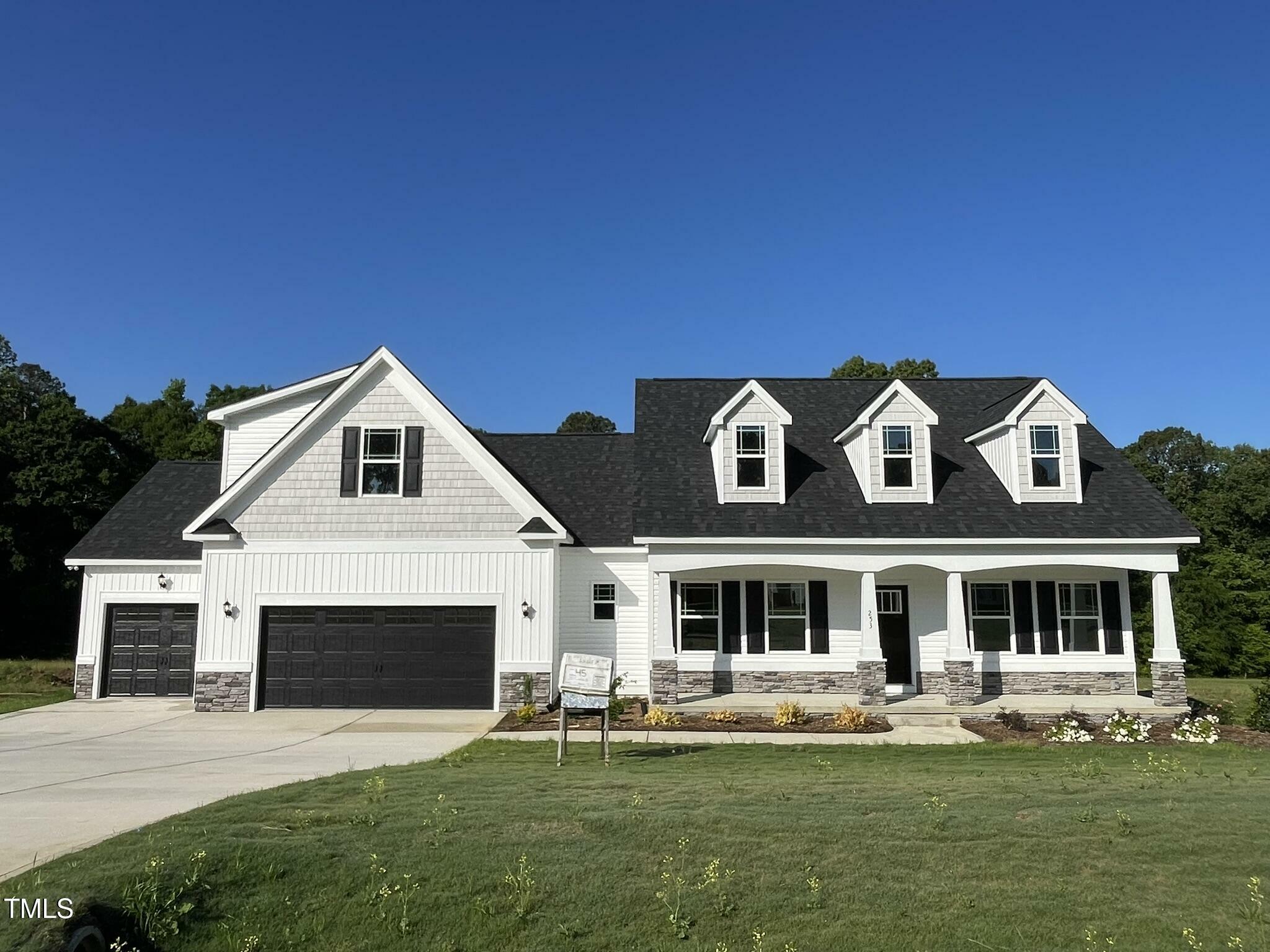 Property Photo: 253 Busterfield Court NC 27504