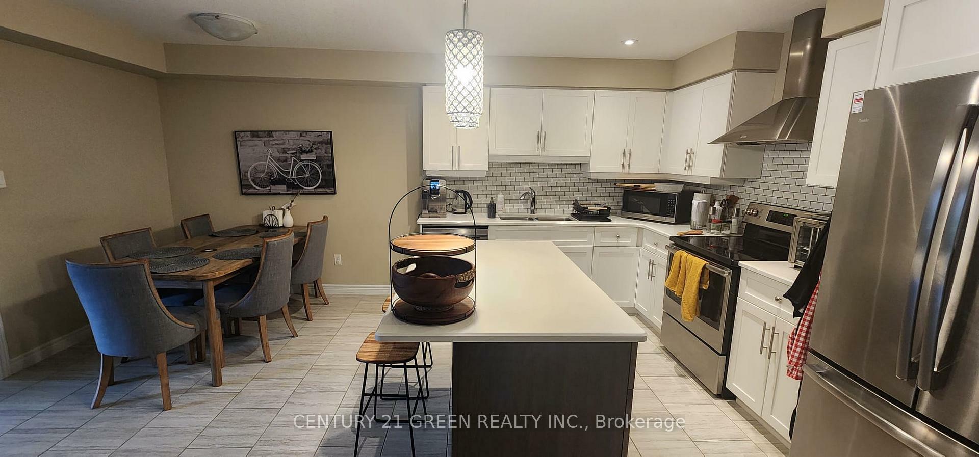 Property Photo: 1220 Riverbend Road 91 ON N6K 0G5