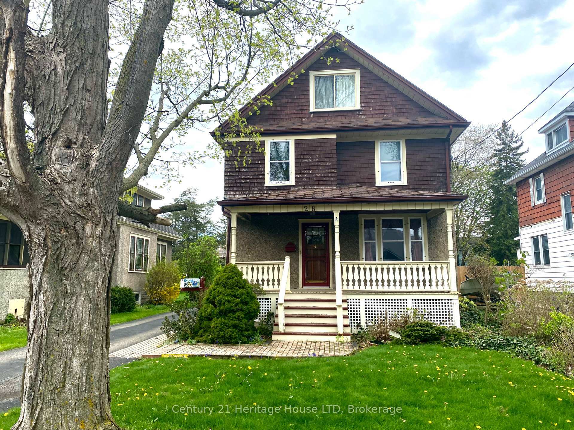 Property Photo: 28 Erie Street ON L3K 4L7