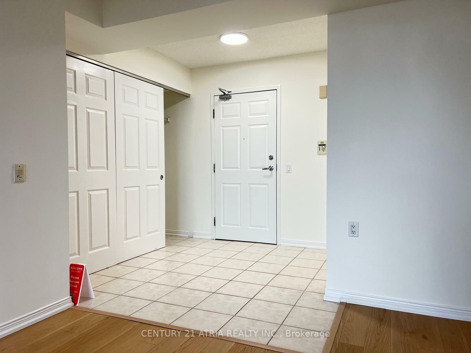 Property Photo: 2800 Warden Avenue 904 ON M1W 3Z6