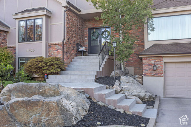 Property Photo: 4760 S Meadow Creek Ln E UT 84403