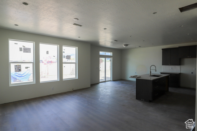 Property Photo: 1079 W Audrey Ln S 5 UT 84087