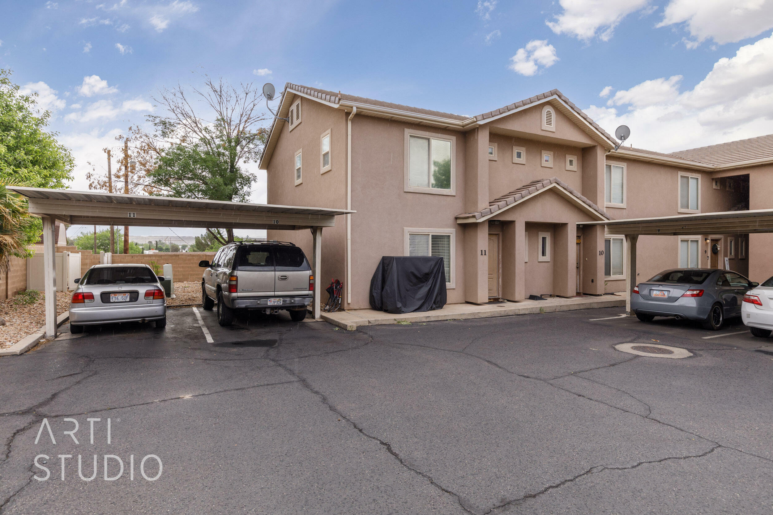 Property Photo: 18 N 300 E 11 UT 84780