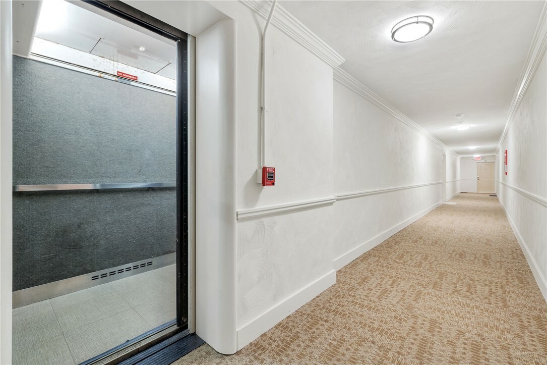 Property Photo: 5900 Babcock Blvd 40 PA 15237