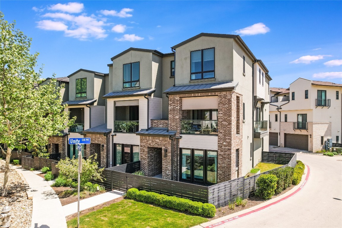 4609 Unity Circle  Austin TX 78731 photo
