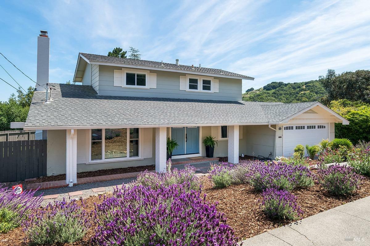 Property Photo: 62 Maplewood Drive CA 94901