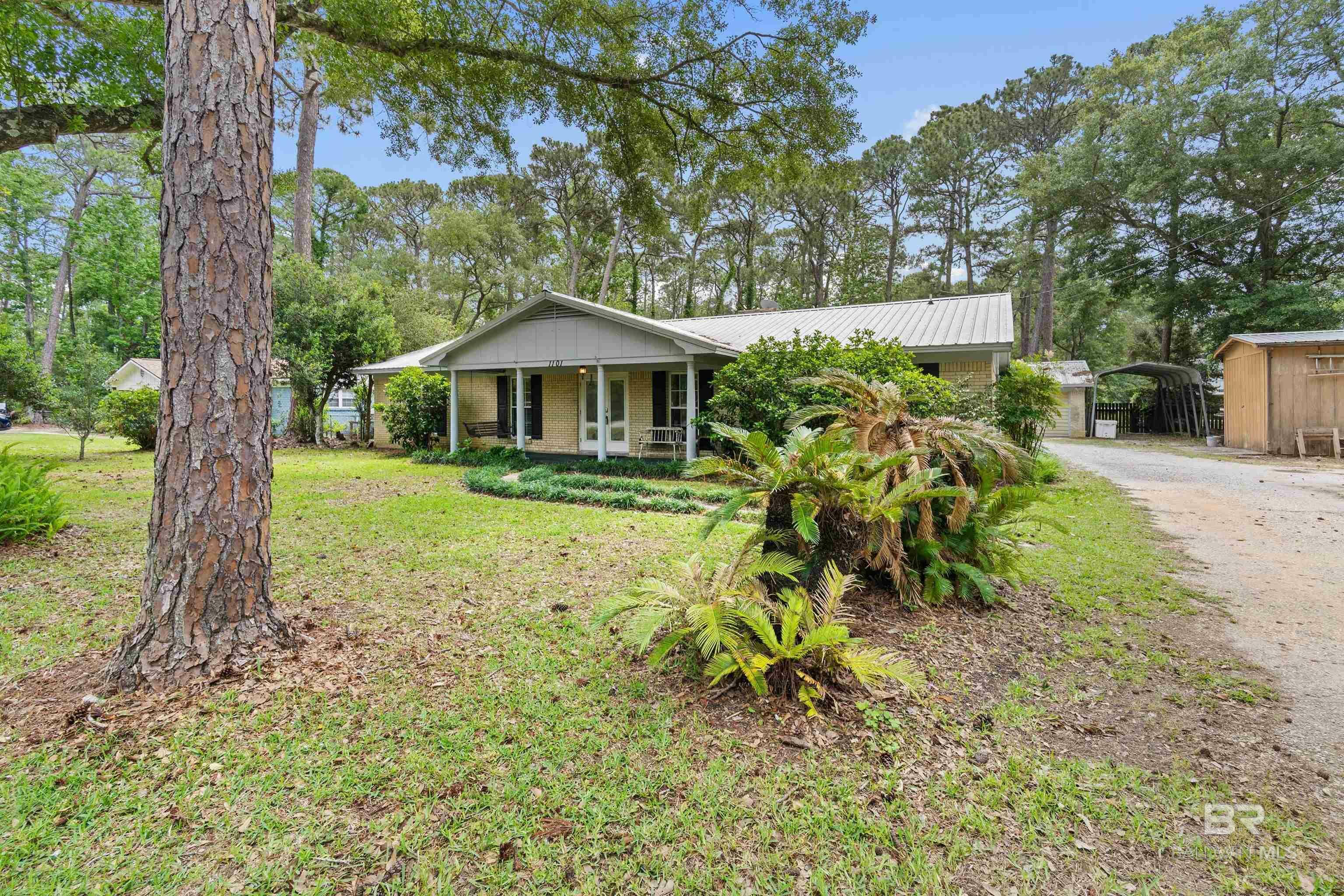 Property Photo: 1101 Alabama Avenue AL 36528