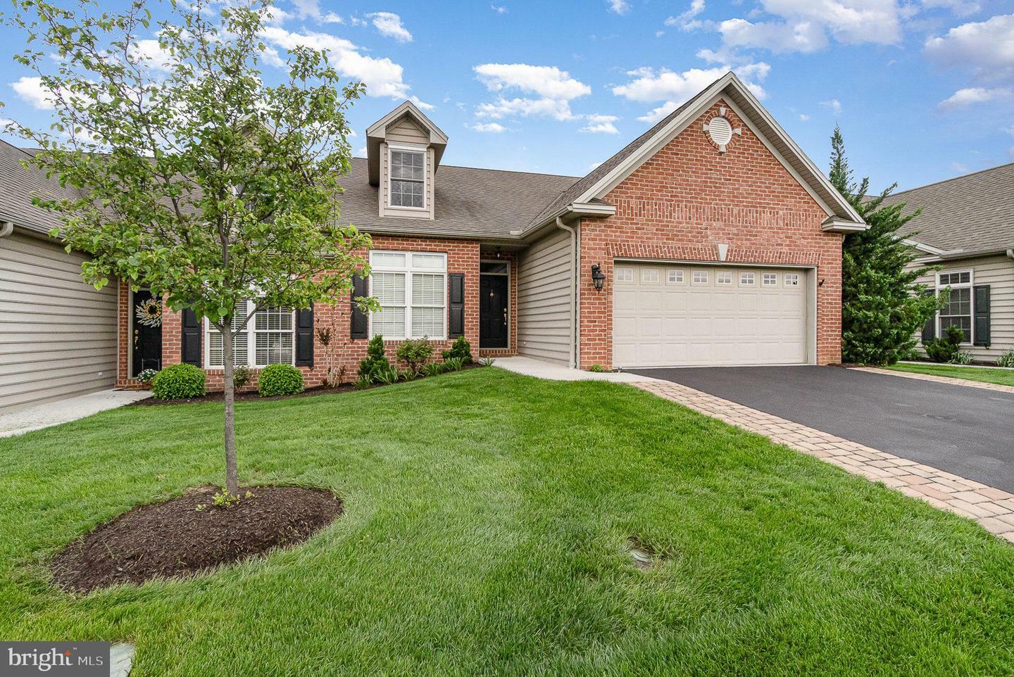 Property Photo: 1605 Revere Drive PA 17050