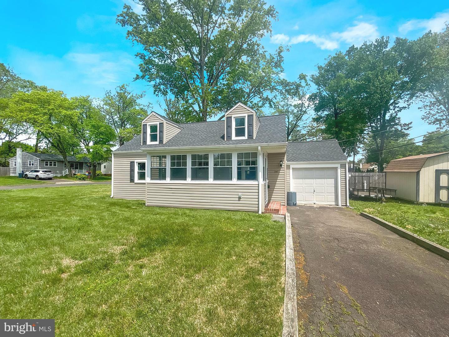 Property Photo: 347 Prospect Avenue PA 19067