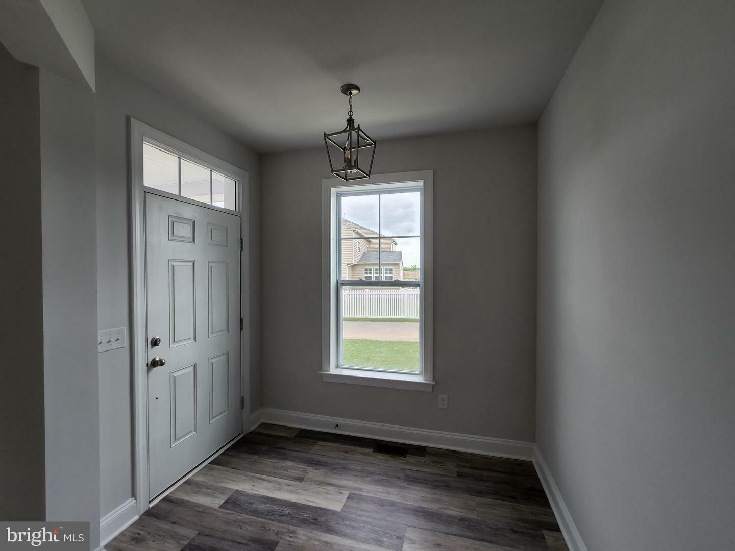 Property Photo: 16705 Mill Station Way VA 22025
