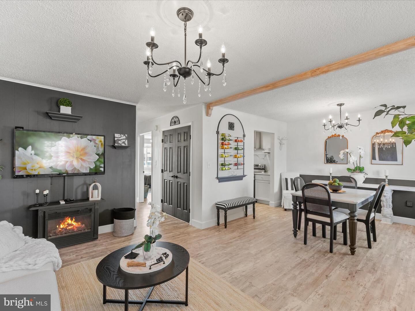 Property Photo:  417 Robin Drive B302  MD 21842 