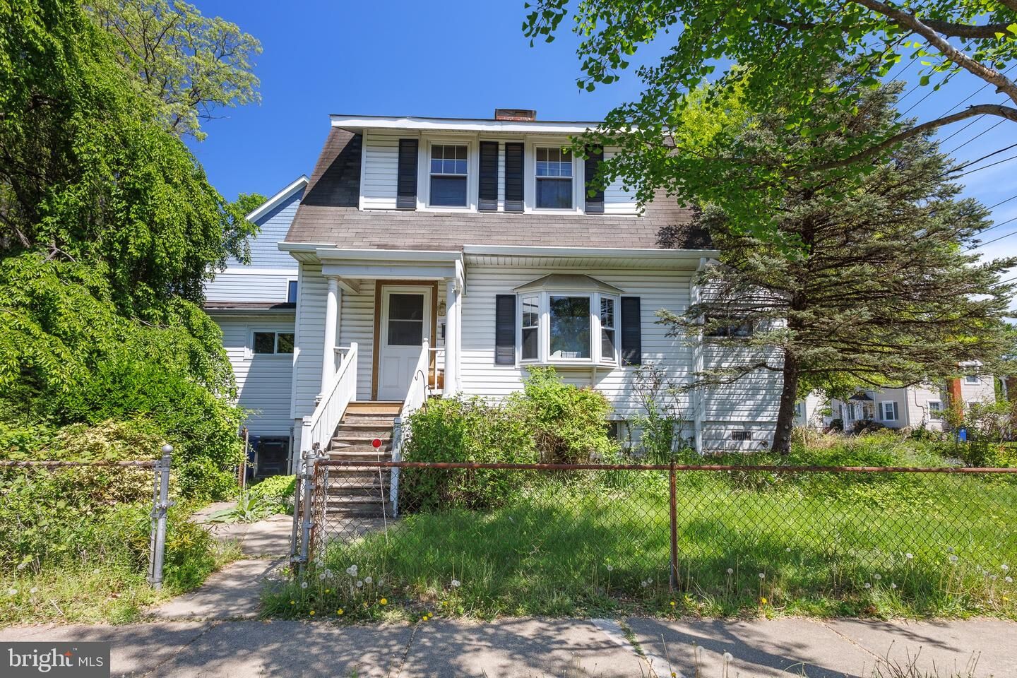 Property Photo:  1715 S Kent Street  VA 22202 