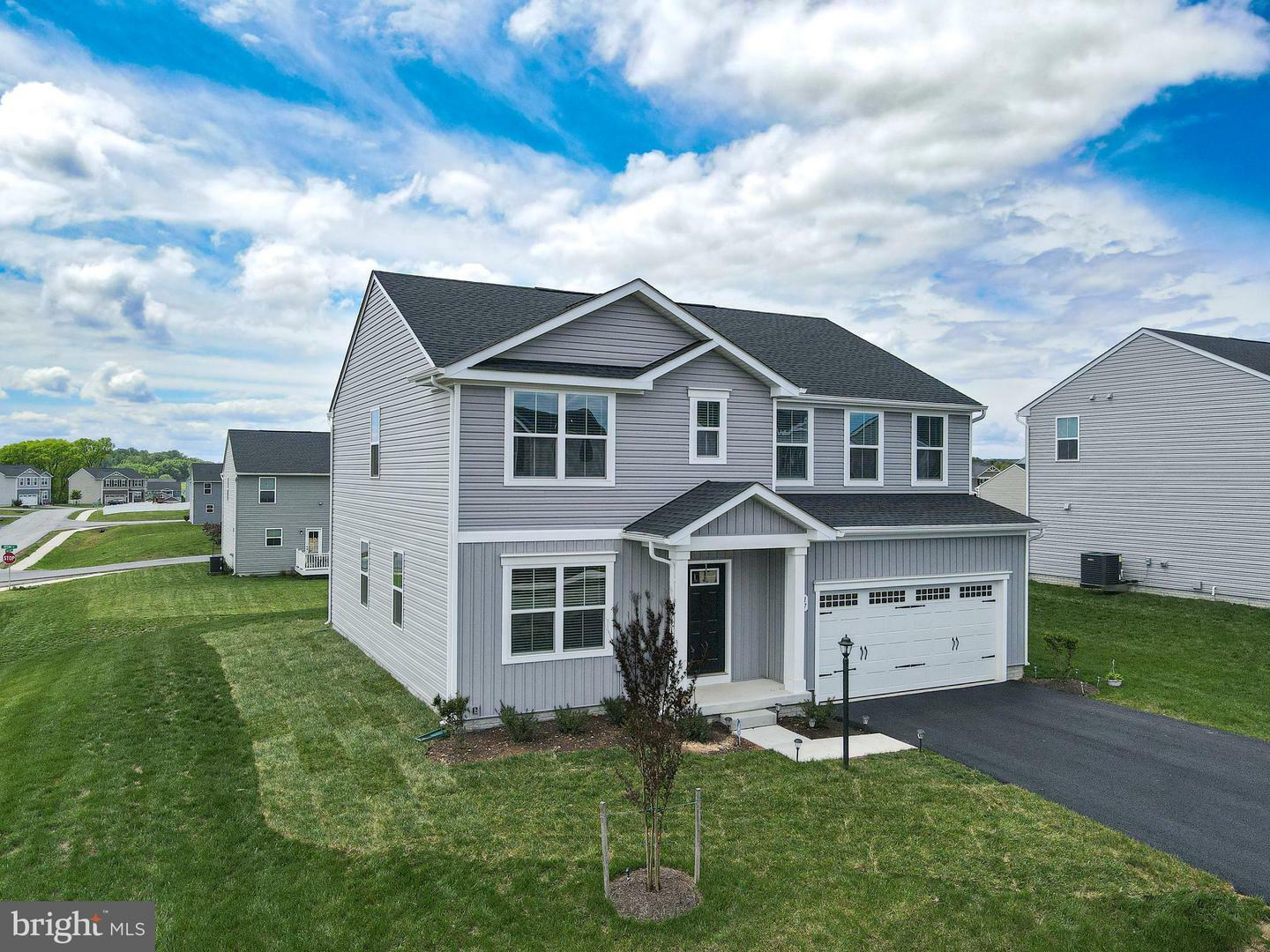 Property Photo: 17 Changing Season Way WV 25427