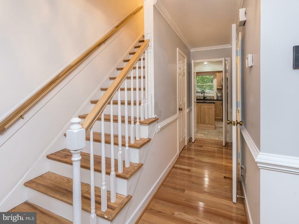 Property Photo: 1004 England Drive VA 22554