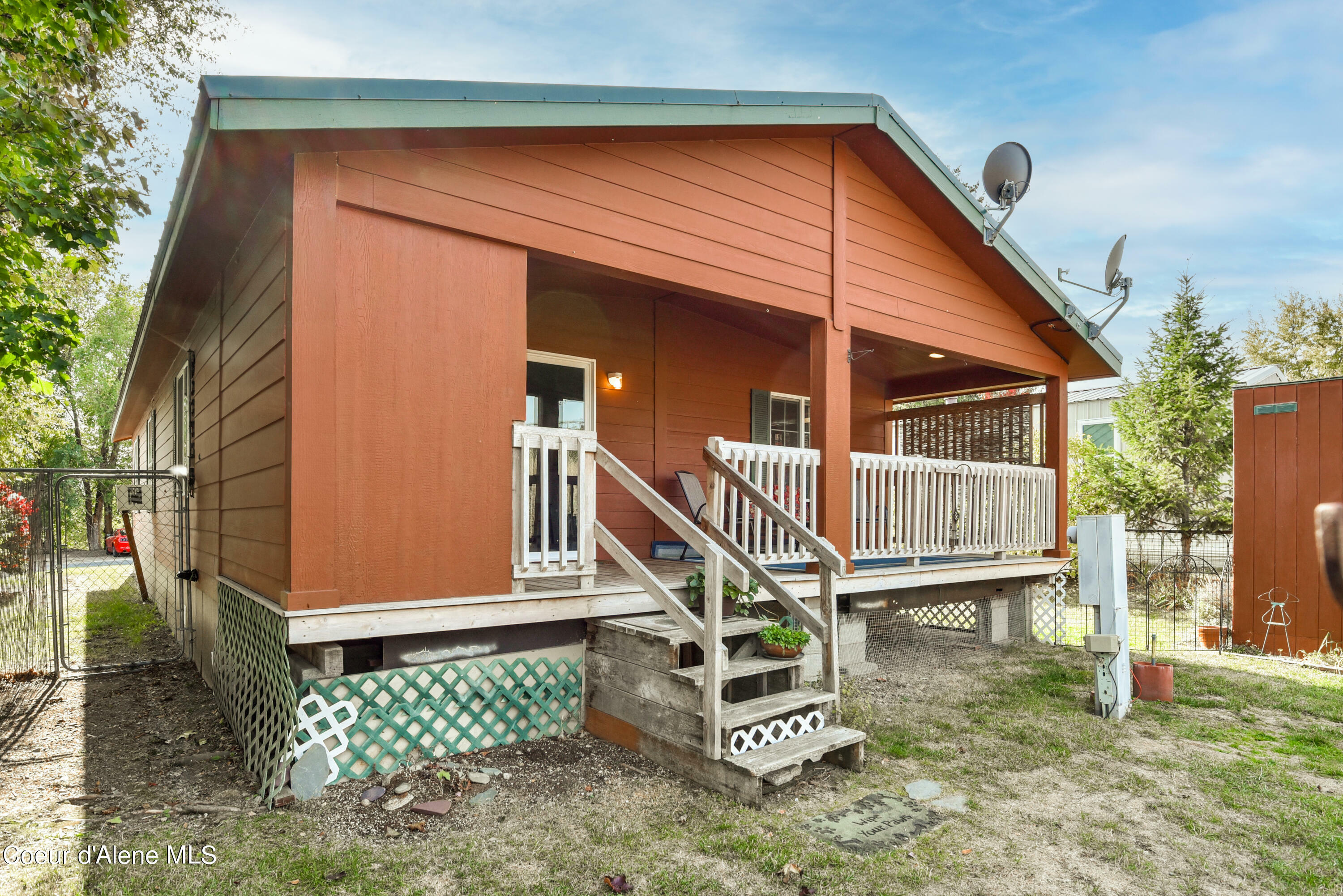 Property Photo: 17580 W Santiago Cir ID 83854