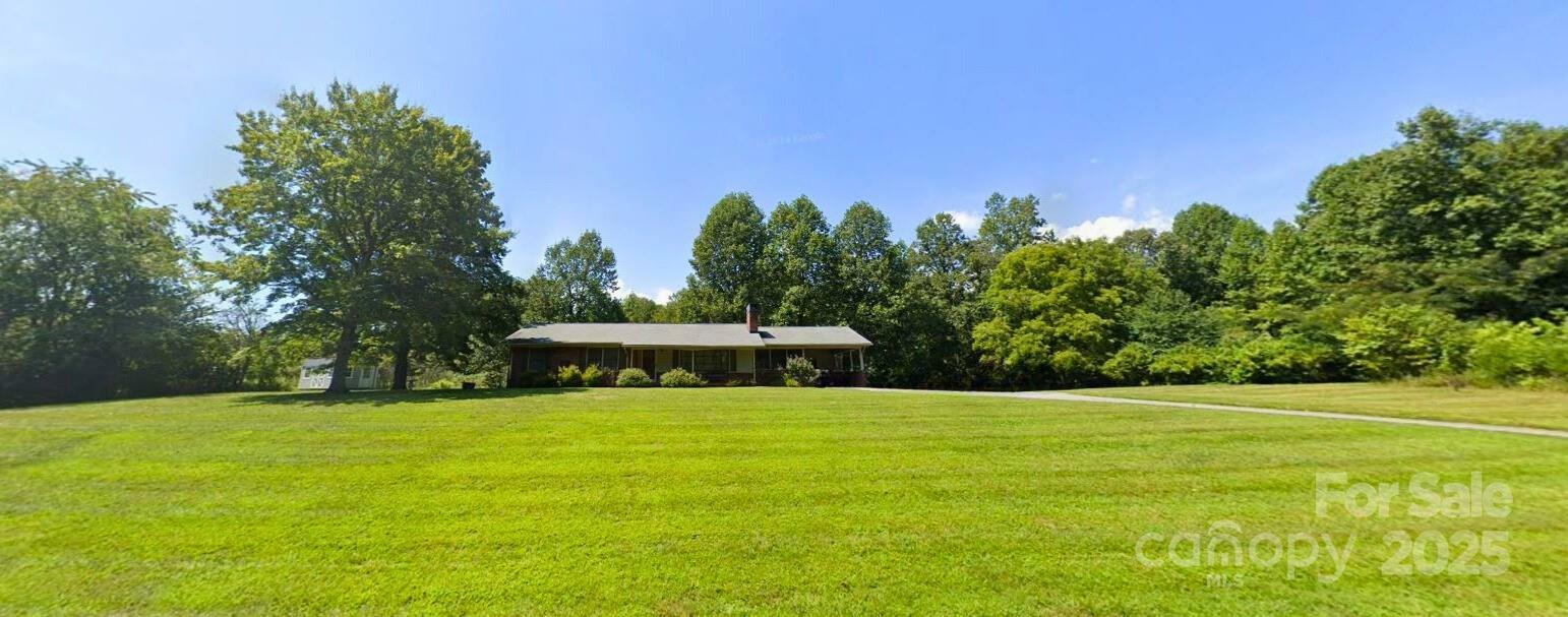 Property Photo: 460 S Minton Road NC 28697