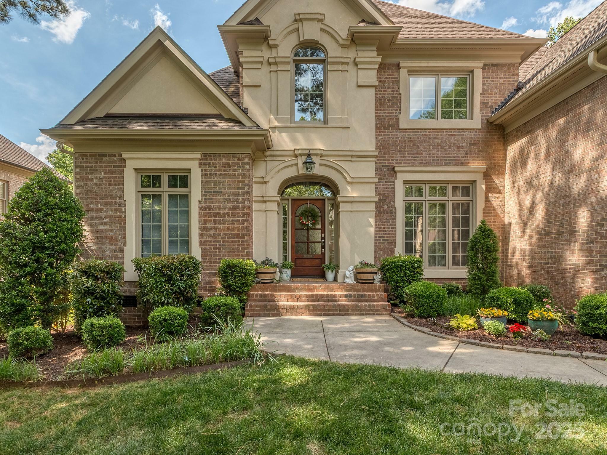 Property Photo: 10924 Lederer Avenue NC 28277