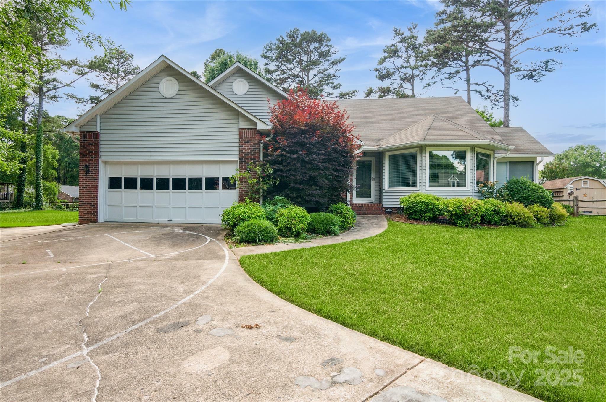 Property Photo:  104 Gallarie Place  NC 28144 