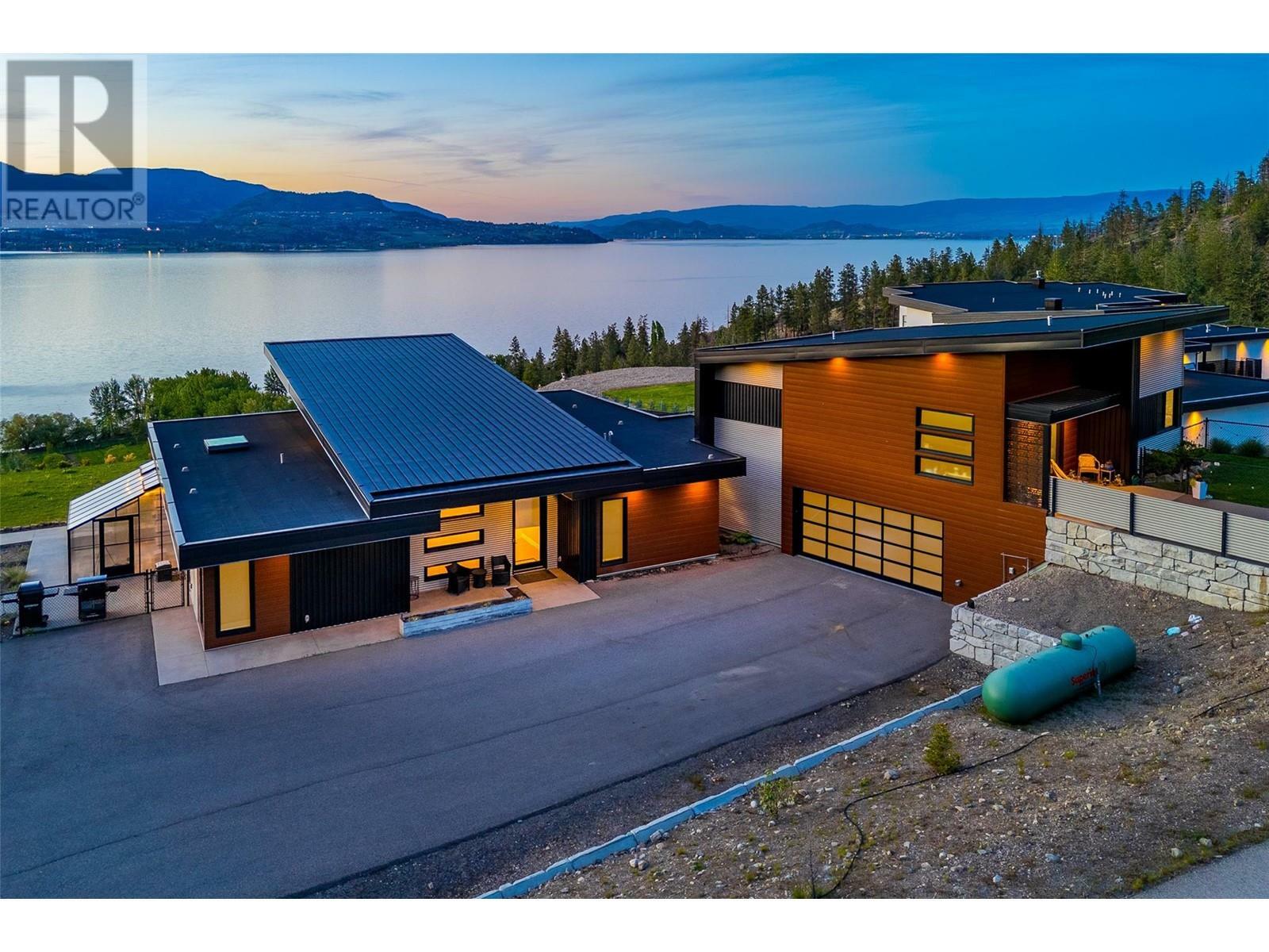 6101 Lakeshore Road  Kelowna BC V1W 4J5 photo