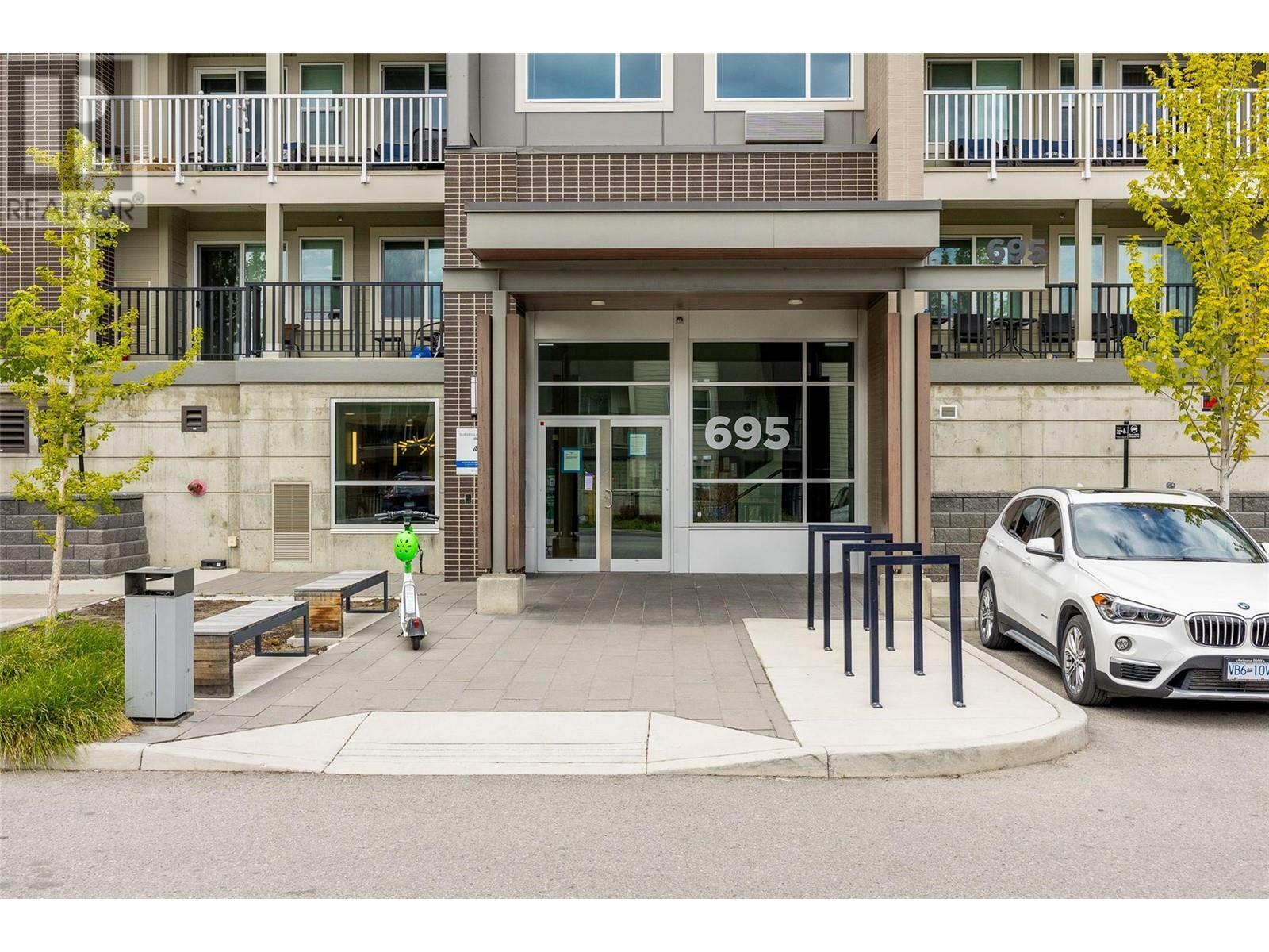 Photo de la propriété:  695 Academy Way 217  BC V1V 0A2 