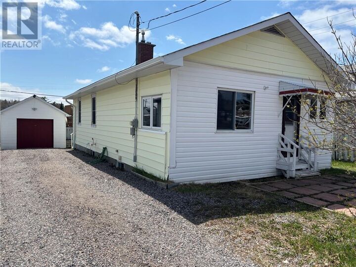 Photo de la propriété: 417 Granite Street ON P3C 2N8