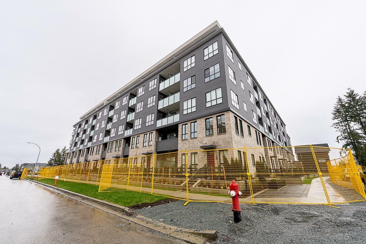 Property Photo: 15738 85 214 BC V4N 6Y1