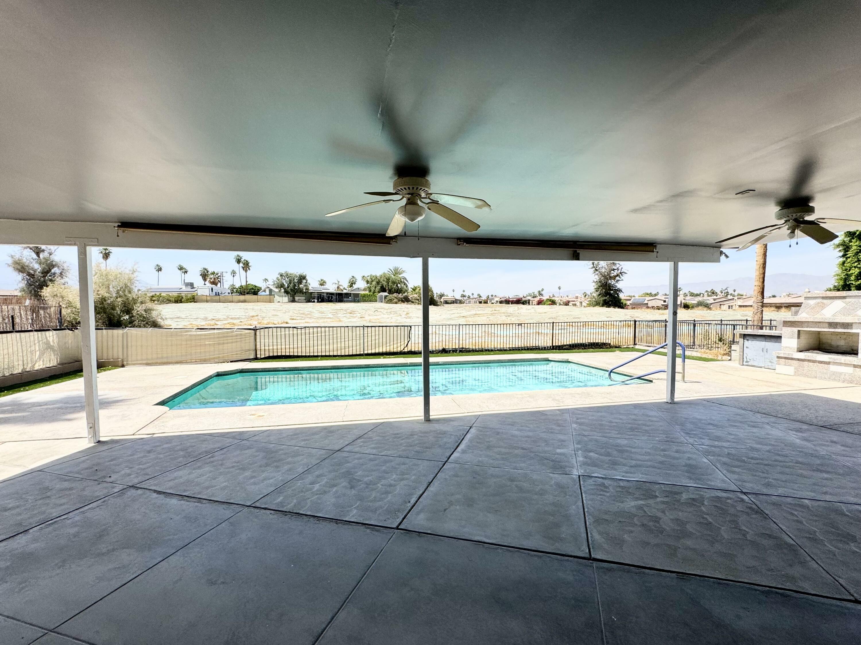 Property Photo: 77110 Indiana Avenue CA 92211