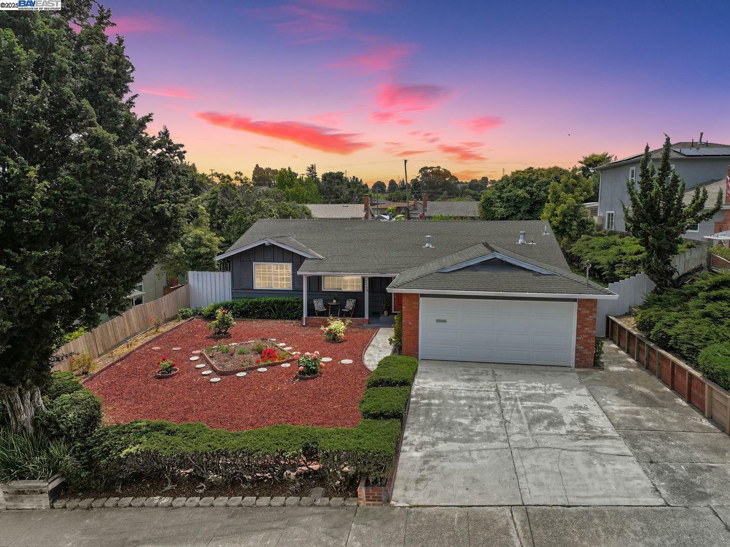 Property Photo: 2448 Mahan Way CA 94806