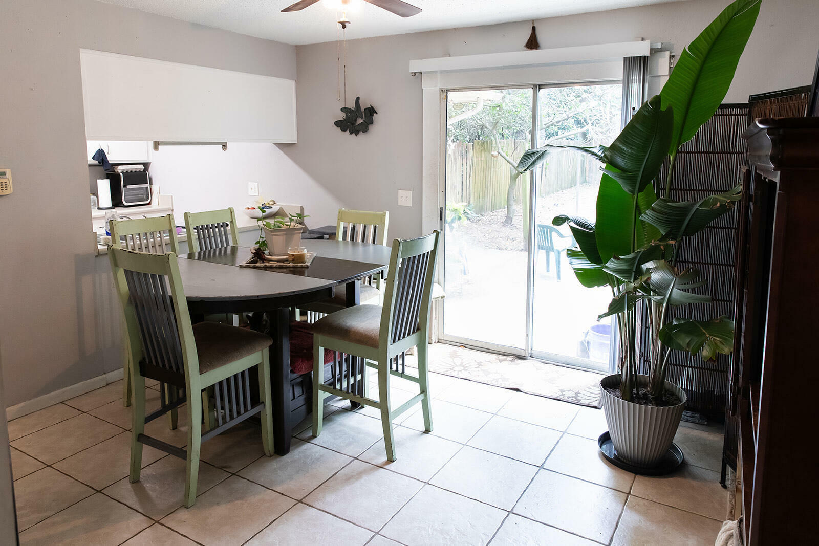Property Photo: 1873 Loyola Avenue FL 32504