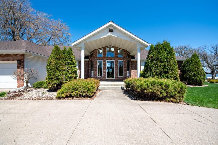 Property Photo: 52084 190th Lane MN 56055