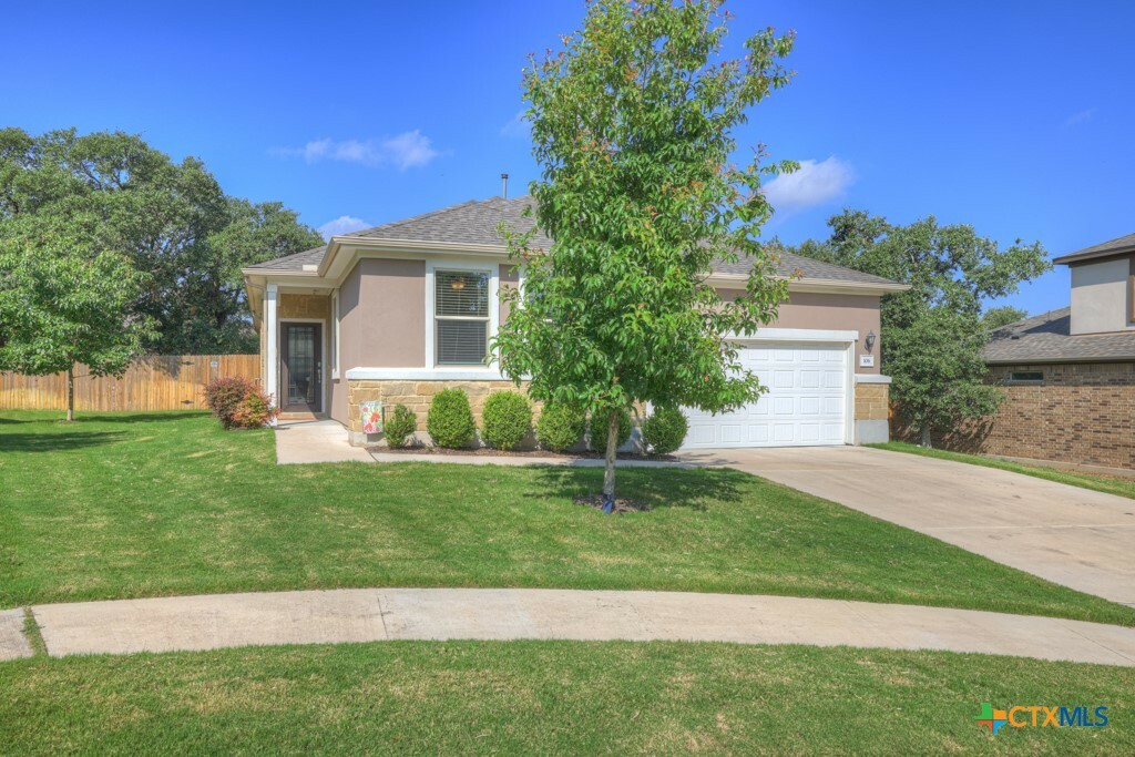Property Photo: 106 Mary Max Cove TX 78666