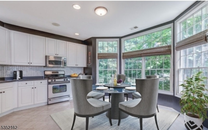 Property Photo: 325 Edmonton Ct NJ 07039