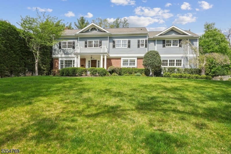Property Photo: 23 Briarwood Dr NJ 07078
