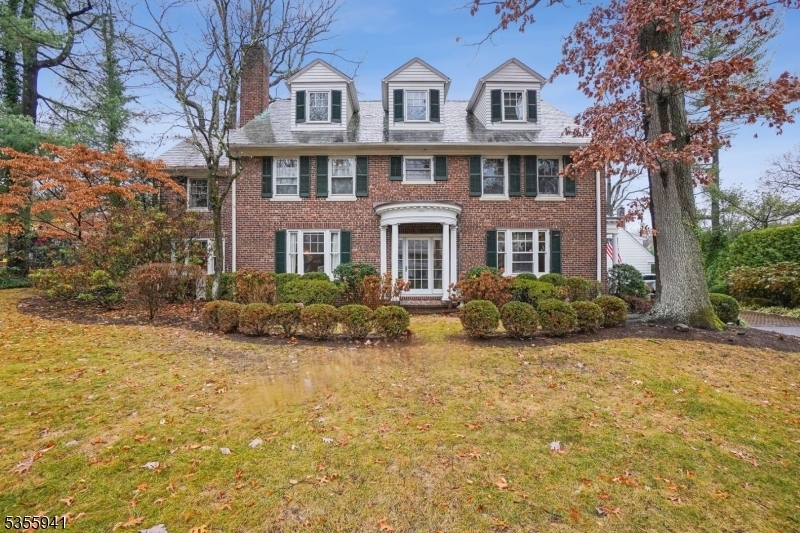 Property Photo: 48 Lenox Rd NJ 07901