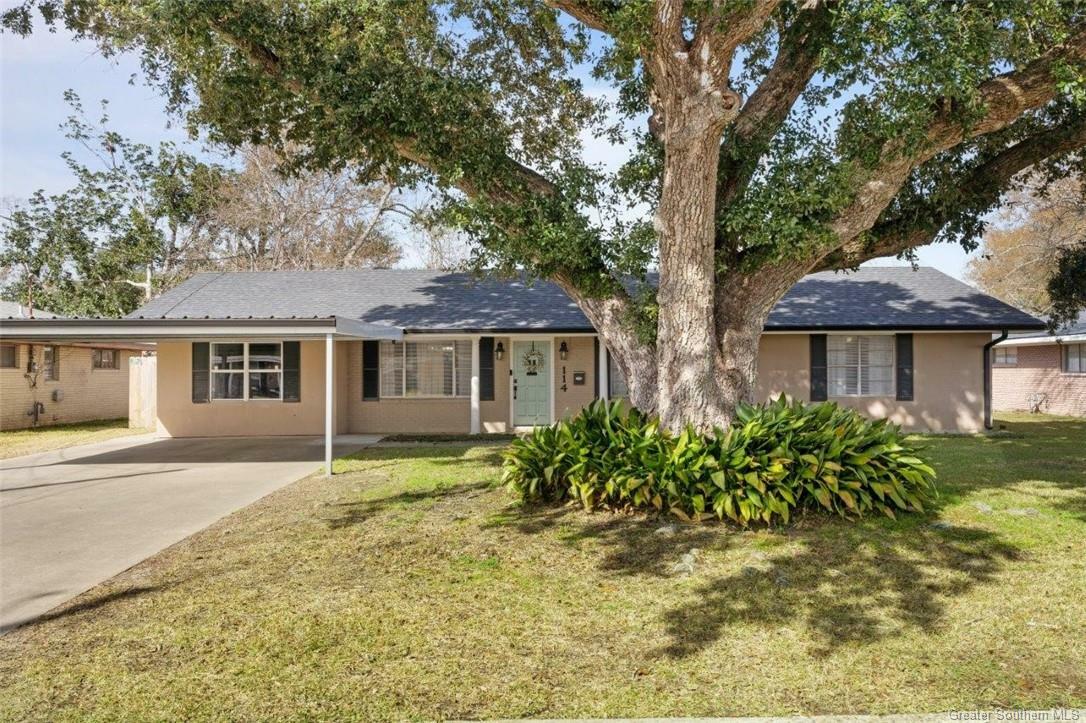 Property Photo: 114 Heather Street LA 70605